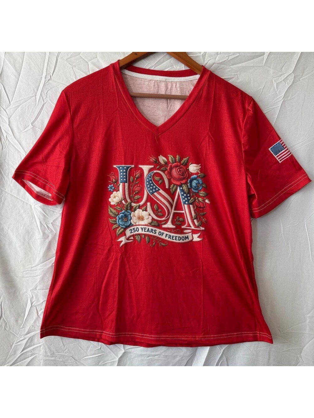 USA 250 Years of Freedom Top 2XL Red Floral Flag Patriotic 4th July NWOT
